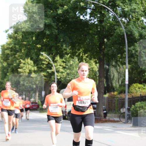 15.06.2025 - REWE Women's Run Jannik Wohlers http://msf.ph/oto/7946798 15.06.2025 09:45:14 Laufen 10826, 10326 meine-sportfotos.de