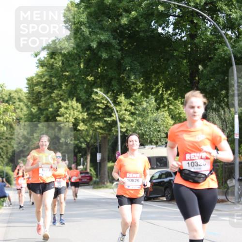 15.06.2025 - REWE Women's Run Jannik Wohlers http://msf.ph/oto/7946813 15.06.2025 09:45:15 Laufen 10320, 10826 meine-sportfotos.de