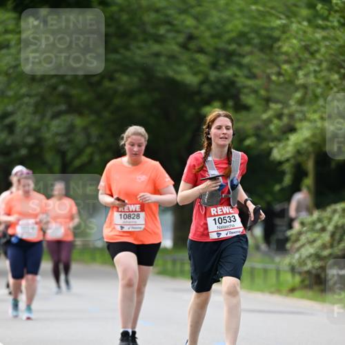 15.06.2025 - REWE Women's Run Dr. Thomas Lammeyer http://msf.ph/oto/7946820 15.06.2025 09:23:44 Laufen 10828, 4, 10533 meine-sportfotos.de