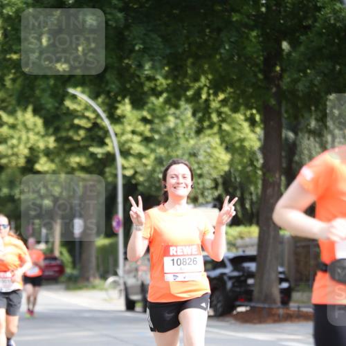 15.06.2025 - REWE Women's Run Jannik Wohlers http://msf.ph/oto/7946829 15.06.2025 09:45:15 Laufen 10826 meine-sportfotos.de