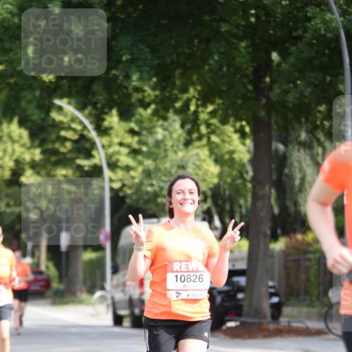15.06.2025 - REWE Women's Run Jannik Wohlers http://msf.ph/oto/7946842 15.06.2025 09:45:15 Laufen 10826 meine-sportfotos.de