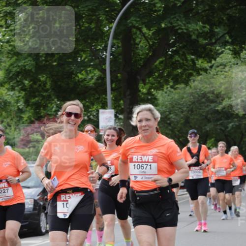 15.06.2025 - REWE Women's Run Jannik Wohlers http://msf.ph/oto/7946868 15.06.2025 08:30:12 Laufen 227, 10, 3, 10671, 10005 meine-sportfotos.de