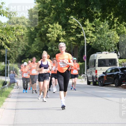 15.06.2025 - REWE Women's Run Jannik Wohlers http://msf.ph/oto/7946917 15.06.2025 09:45:28 Laufen 1039, 10153 meine-sportfotos.de