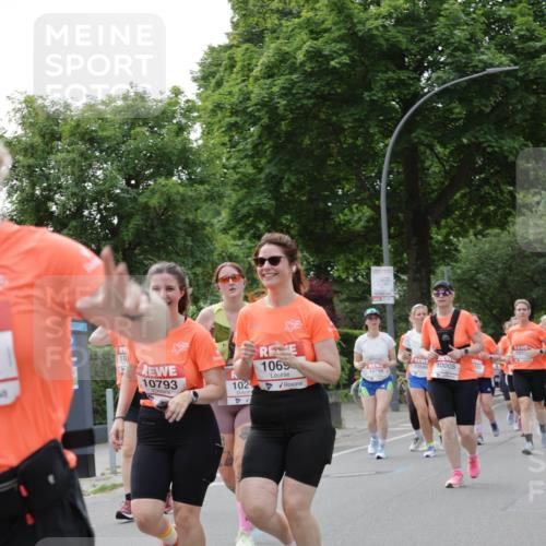 15.06.2025 - REWE Women's Run Jannik Wohlers http://msf.ph/oto/7946926 15.06.2025 08:30:14 Laufen 10, 10793, 1024, 1069, 4, 10586, 10005, 10799 meine-sportfotos.de
