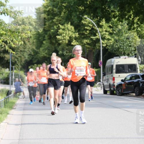 15.06.2025 - REWE Women's Run Jannik Wohlers http://msf.ph/oto/7946928 15.06.2025 09:45:29 Laufen 10392, 10153 meine-sportfotos.de