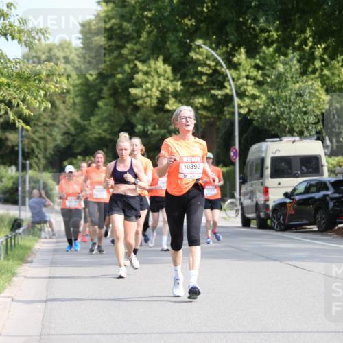 15.06.2025 - REWE Women's Run Jannik Wohlers http://msf.ph/oto/7946934 15.06.2025 09:45:29 Laufen 10436, 10055, 10392, 10153 meine-sportfotos.de