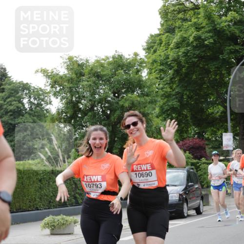 15.06.2025 - REWE Women's Run Jannik Wohlers http://msf.ph/oto/7946945 15.06.2025 08:30:14 Laufen 10690, 10793, 10799, 10586 meine-sportfotos.de