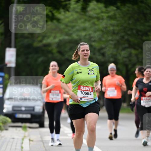 15.06.2025 - REWE Women's Run Dr. Thomas Lammeyer http://msf.ph/oto/7947019 15.06.2025 09:23:50 Laufen 10694, 10550 meine-sportfotos.de