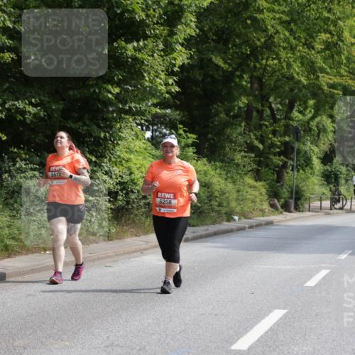 15.06.2025 - REWE Women's Run Jannik Wohlers http://msf.ph/oto/7947080 15.06.2025 10:21:36 Laufen 551, 5258 meine-sportfotos.de