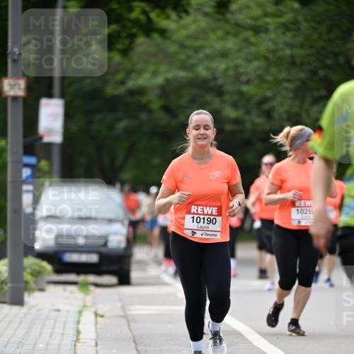 15.06.2025 - REWE Women's Run Dr. Thomas Lammeyer http://msf.ph/oto/7947093 15.06.2025 09:23:53 Laufen 10190, 10255 meine-sportfotos.de