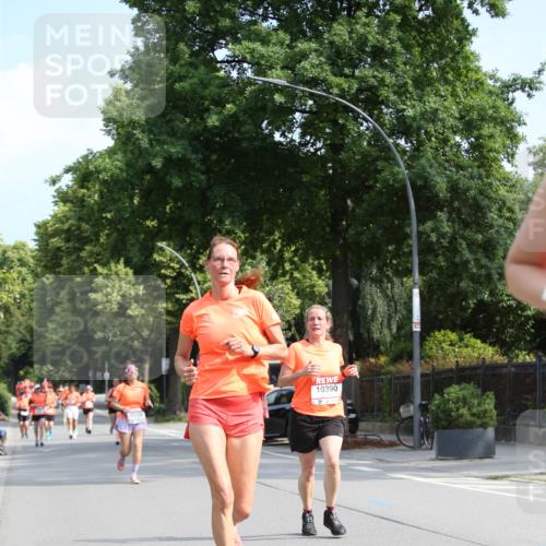 15.06.2025 - REWE Women's Run Jannik Wohlers http://msf.ph/oto/7947101 15.06.2025 09:45:40 Laufen 10390 meine-sportfotos.de