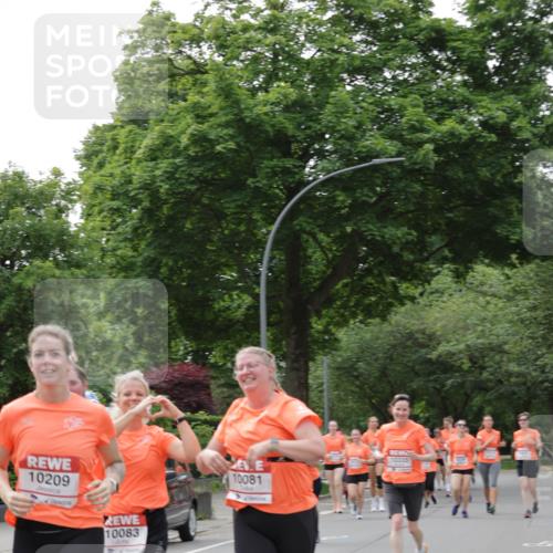 15.06.2025 - REWE Women's Run Jannik Wohlers http://msf.ph/oto/7947104 15.06.2025 08:30:19 Laufen 10209, 10083, 10081 meine-sportfotos.de
