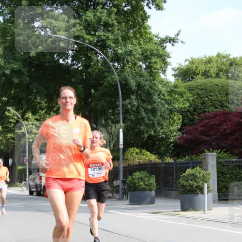15.06.2025 - REWE Women's Run Jannik Wohlers http://msf.ph/oto/7947110 15.06.2025 09:45:40 Laufen 10390 meine-sportfotos.de