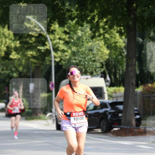 15.06.2025 - REWE Women's Run Jannik Wohlers http://msf.ph/oto/7947130 15.06.2025 09:45:43 Laufen 10150 meine-sportfotos.de
