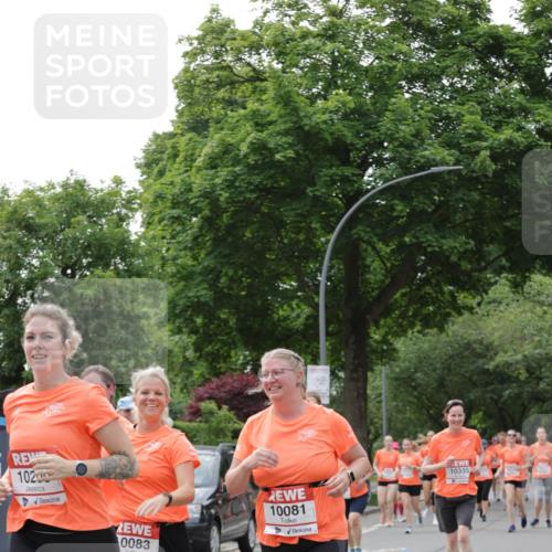 15.06.2025 - REWE Women's Run Jannik Wohlers http://msf.ph/oto/7947134 15.06.2025 08:30:19 Laufen 102, 10081, 0083 meine-sportfotos.de
