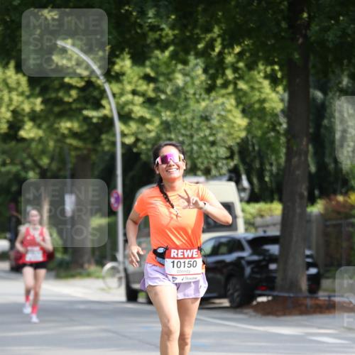 15.06.2025 - REWE Women's Run Jannik Wohlers http://msf.ph/oto/7947135 15.06.2025 09:45:43 Laufen 10150 meine-sportfotos.de