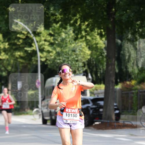 15.06.2025 - REWE Women's Run Jannik Wohlers http://msf.ph/oto/7947150 15.06.2025 09:45:43 Laufen 10150 meine-sportfotos.de