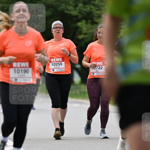 15.06.2025 - REWE Women's Run Dr. Thomas Lammeyer http://msf.ph/oto/7947153 15.06.2025 09:23:55 Laufen 10255, 10190, 0722 meine-sportfotos.de