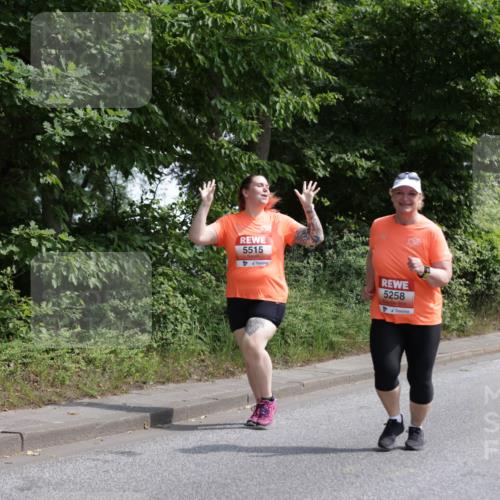 15.06.2025 - REWE Women's Run Jannik Wohlers http://msf.ph/oto/7947162 15.06.2025 10:21:38 Laufen 5515, 5258 meine-sportfotos.de