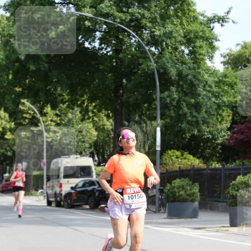 15.06.2025 - REWE Women's Run Jannik Wohlers http://msf.ph/oto/7947213 15.06.2025 09:45:44 Laufen 10150 meine-sportfotos.de