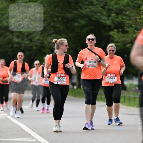 15.06.2025 - REWE Women's Run Dr. Thomas Lammeyer http://msf.ph/oto/7947230 15.06.2025 09:24:00 Laufen 12702, 10304, 10803, 10575 meine-sportfotos.de