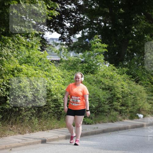 15.06.2025 - REWE Women's Run Jannik Wohlers http://msf.ph/oto/7947241 15.06.2025 10:22:19 Laufen 5626 meine-sportfotos.de