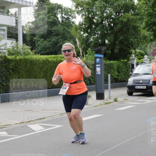 15.06.2025 - REWE Women's Run Jannik Wohlers http://msf.ph/oto/7947247 15.06.2025 08:30:25 Laufen 0604, 1043, 10021, 10024, 10308 meine-sportfotos.de