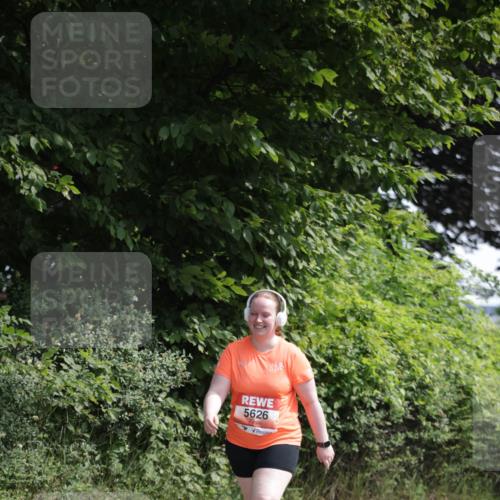15.06.2025 - REWE Women's Run Jannik Wohlers http://msf.ph/oto/7947256 15.06.2025 10:22:22 Laufen 5626 meine-sportfotos.de
