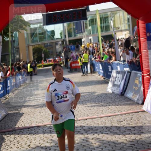 13.06.2025 - Holstenköstenlauf Felixshl http://msf.ph/oto/7947261 13.06.2025 18:14:35 Laufen 3045 meine-sportfotos.de