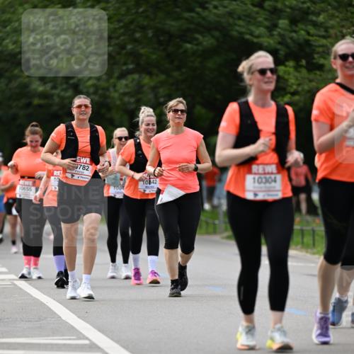 15.06.2025 - REWE Women's Run Dr. Thomas Lammeyer http://msf.ph/oto/7947275 15.06.2025 09:24:02 Laufen 10655 meine-sportfotos.de