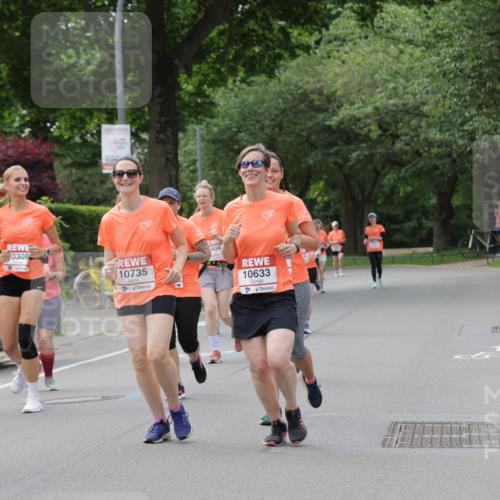 15.06.2025 - REWE Women's Run Jannik Wohlers http://msf.ph/oto/7947278 15.06.2025 08:30:26 Laufen 10024, 0308, 10735, 404, 10633 meine-sportfotos.de