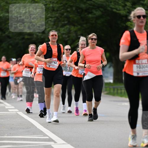 15.06.2025 - REWE Women's Run Dr. Thomas Lammeyer http://msf.ph/oto/7947300 15.06.2025 09:24:03 Laufen 108, 782 meine-sportfotos.de