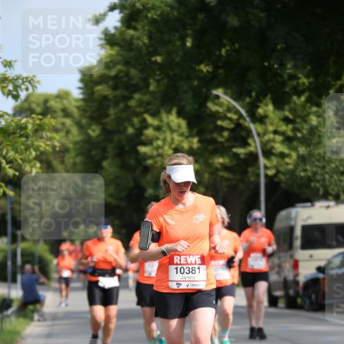 15.06.2025 - REWE Women's Run Jannik Wohlers http://msf.ph/oto/7947345 15.06.2025 09:45:52 Laufen 10381 meine-sportfotos.de