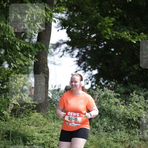 15.06.2025 - REWE Women's Run Jannik Wohlers http://msf.ph/oto/7947356 15.06.2025 10:22:25 Laufen 5626 meine-sportfotos.de