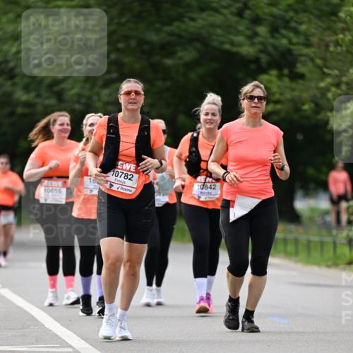 15.06.2025 - REWE Women's Run Dr. Thomas Lammeyer http://msf.ph/oto/7947359 15.06.2025 09:24:05 Laufen 10782, 10842, 10655 meine-sportfotos.de
