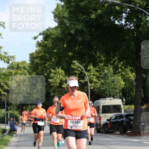 15.06.2025 - REWE Women's Run Jannik Wohlers http://msf.ph/oto/7947368 15.06.2025 09:45:53 Laufen 10145, 0610, 10381 meine-sportfotos.de