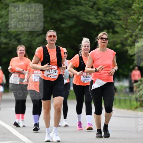 15.06.2025 - REWE Women's Run Dr. Thomas Lammeyer http://msf.ph/oto/7947375 15.06.2025 09:24:05 Laufen 10655, 1084, 0782, 108, 60 meine-sportfotos.de