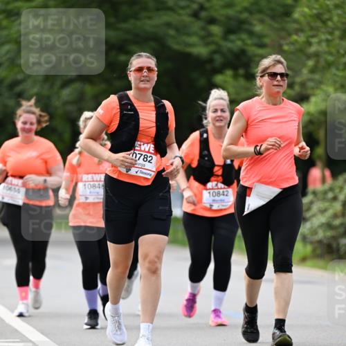 15.06.2025 - REWE Women's Run Dr. Thomas Lammeyer http://msf.ph/oto/7947404 15.06.2025 09:24:06 Laufen 10655, 10846, 0782, 10842 meine-sportfotos.de