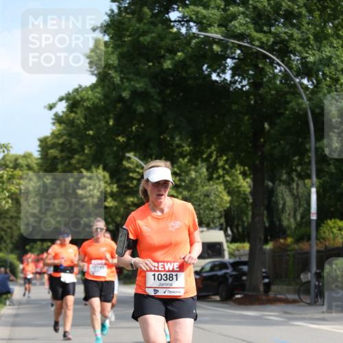 15.06.2025 - REWE Women's Run Jannik Wohlers http://msf.ph/oto/7947406 15.06.2025 09:45:54 Laufen 10145, 10381 meine-sportfotos.de