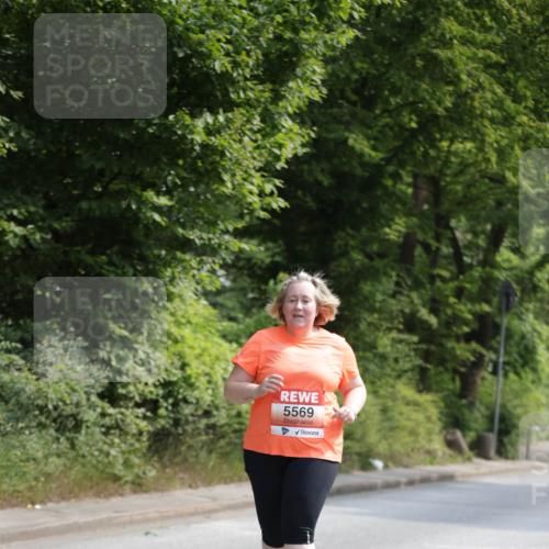 15.06.2025 - REWE Women's Run Jannik Wohlers http://msf.ph/oto/7947448 15.06.2025 10:23:24 Laufen 5569 meine-sportfotos.de