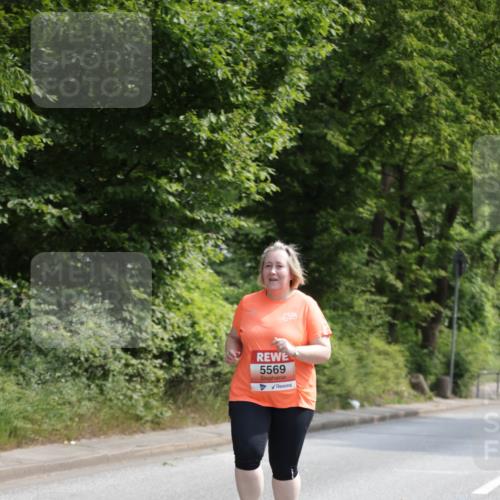 15.06.2025 - REWE Women's Run Jannik Wohlers http://msf.ph/oto/7947460 15.06.2025 10:23:24 Laufen 5569 meine-sportfotos.de