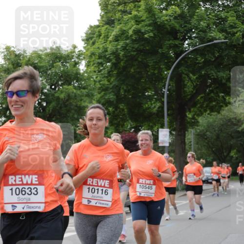 15.06.2025 - REWE Women's Run Jannik Wohlers http://msf.ph/oto/7947477 15.06.2025 08:30:29 Laufen 10412, 10633, 10116, 10545 meine-sportfotos.de