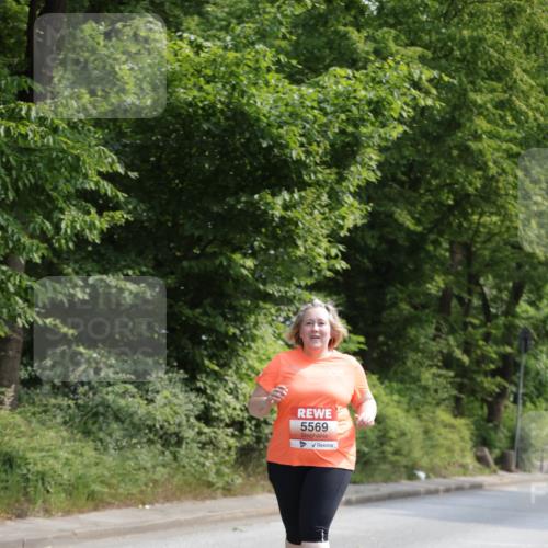 15.06.2025 - REWE Women's Run Jannik Wohlers http://msf.ph/oto/7947486 15.06.2025 10:23:24 Laufen 5569 meine-sportfotos.de