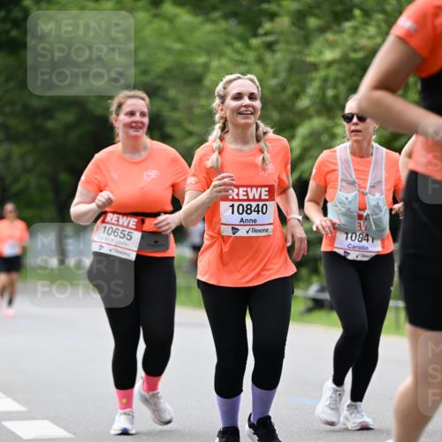 15.06.2025 - REWE Women's Run Dr. Thomas Lammeyer http://msf.ph/oto/7947490 15.06.2025 09:24:11 Laufen 10655, 10841 meine-sportfotos.de