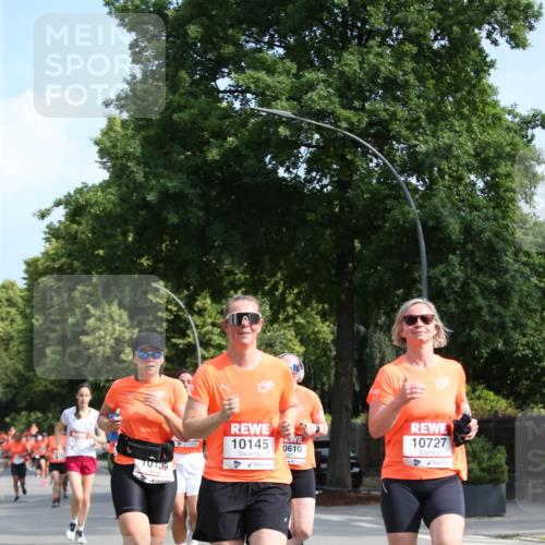 15.06.2025 - REWE Women's Run Jannik Wohlers http://msf.ph/oto/7947509 15.06.2025 09:45:57 Laufen 10145, 0610, 10727, 10139 meine-sportfotos.de