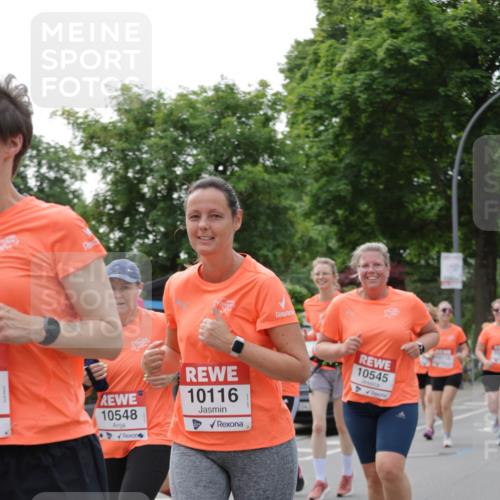 15.06.2025 - REWE Women's Run Jannik Wohlers http://msf.ph/oto/7947513 15.06.2025 08:30:30 Laufen 10548, 10116, 10545 meine-sportfotos.de
