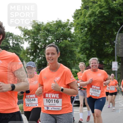 15.06.2025 - REWE Women's Run Jannik Wohlers http://msf.ph/oto/7947516 15.06.2025 08:30:30 Laufen 10548, 10116, 10545 meine-sportfotos.de