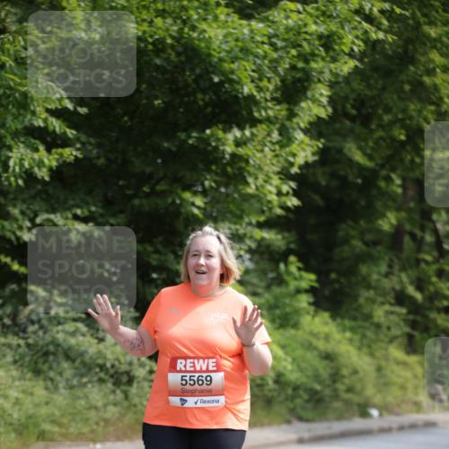 15.06.2025 - REWE Women's Run Jannik Wohlers http://msf.ph/oto/7947525 15.06.2025 10:23:25 Laufen 5569 meine-sportfotos.de
