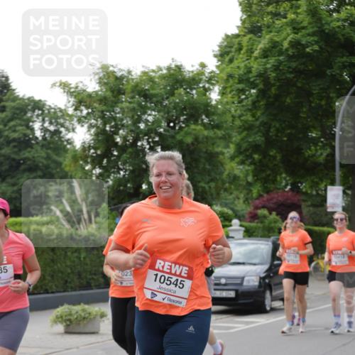 15.06.2025 - REWE Women's Run Jannik Wohlers http://msf.ph/oto/7947544 15.06.2025 08:30:31 Laufen 35, 023, 10545, 10112, 10412 meine-sportfotos.de