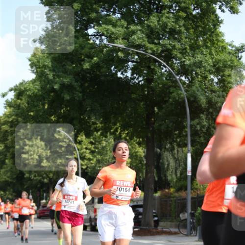 15.06.2025 - REWE Women's Run Jannik Wohlers http://msf.ph/oto/7947572 15.06.2025 09:45:59 Laufen 10721, 0164, 1 meine-sportfotos.de